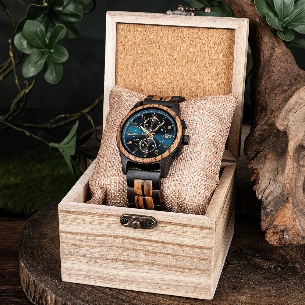 Montre en bois Kaelan présentée dans sa boîte de rangement en bois, style élégant et raffiné.