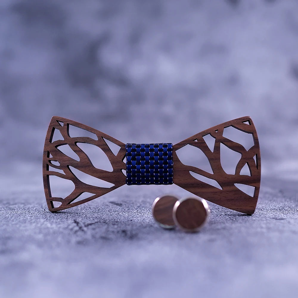 Nœud papillon en bois Norvik, accessoire naturel et élégant pour homme.