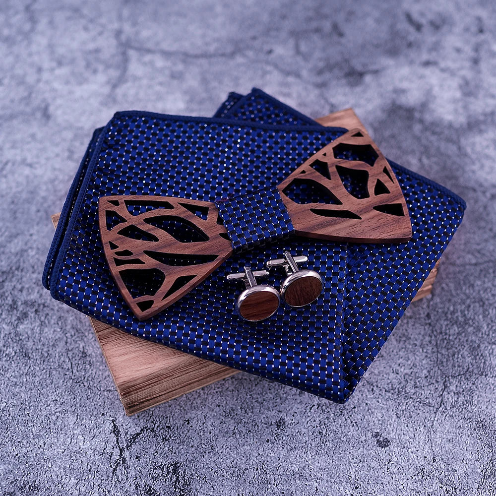 Nœud papillon en bois Norvik, accessoire naturel et élégant pour homme.