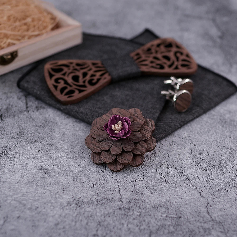 Nœud papillon en bois Sarn, élégant et raffiné, parfait pour sublimer le style masculin.