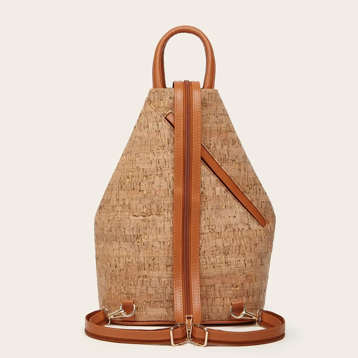Sac en liège Noelia vu de l’arrière, mettant en valeur sa finition soignée et sa texture naturelle unique.